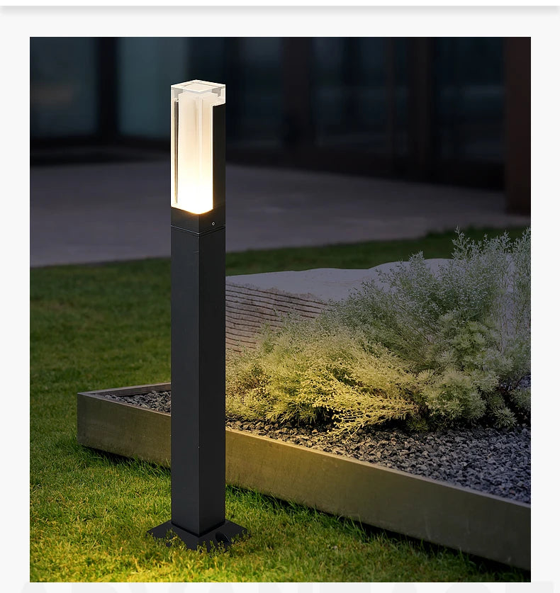 Stick Lawn Light